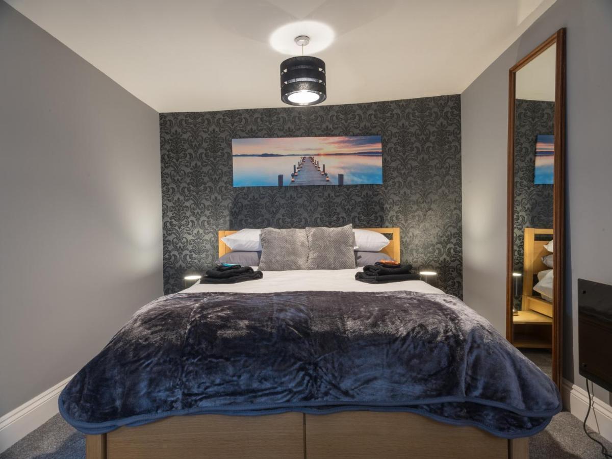 Southernhay Basement Apartment Exeter Bagian luar foto