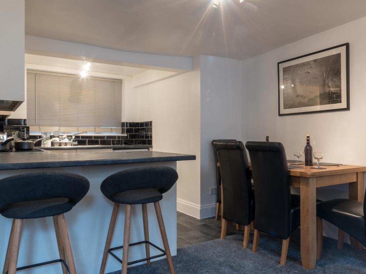 Southernhay Basement Apartment Exeter Bagian luar foto