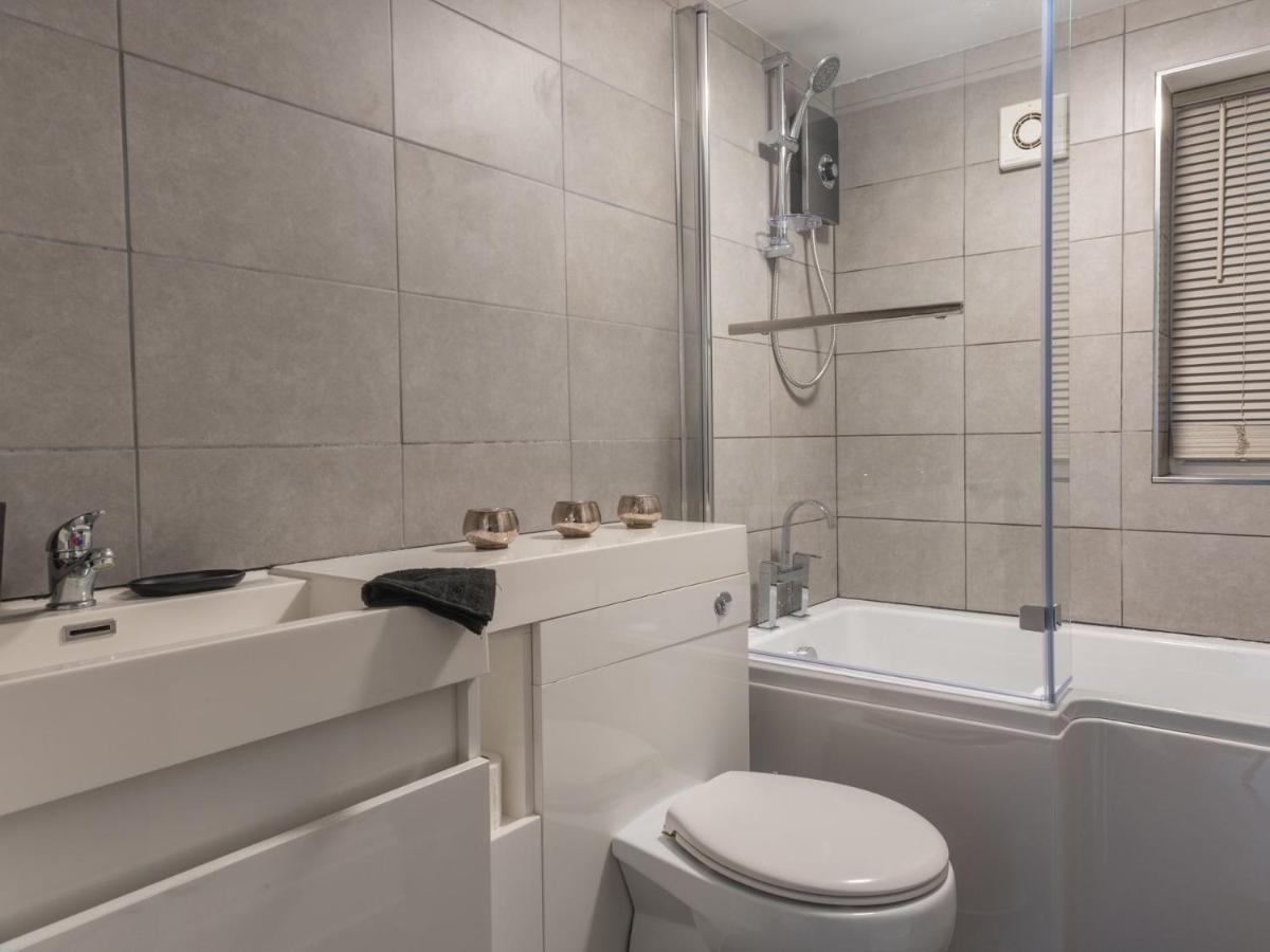 Southernhay Basement Apartment Exeter Bagian luar foto